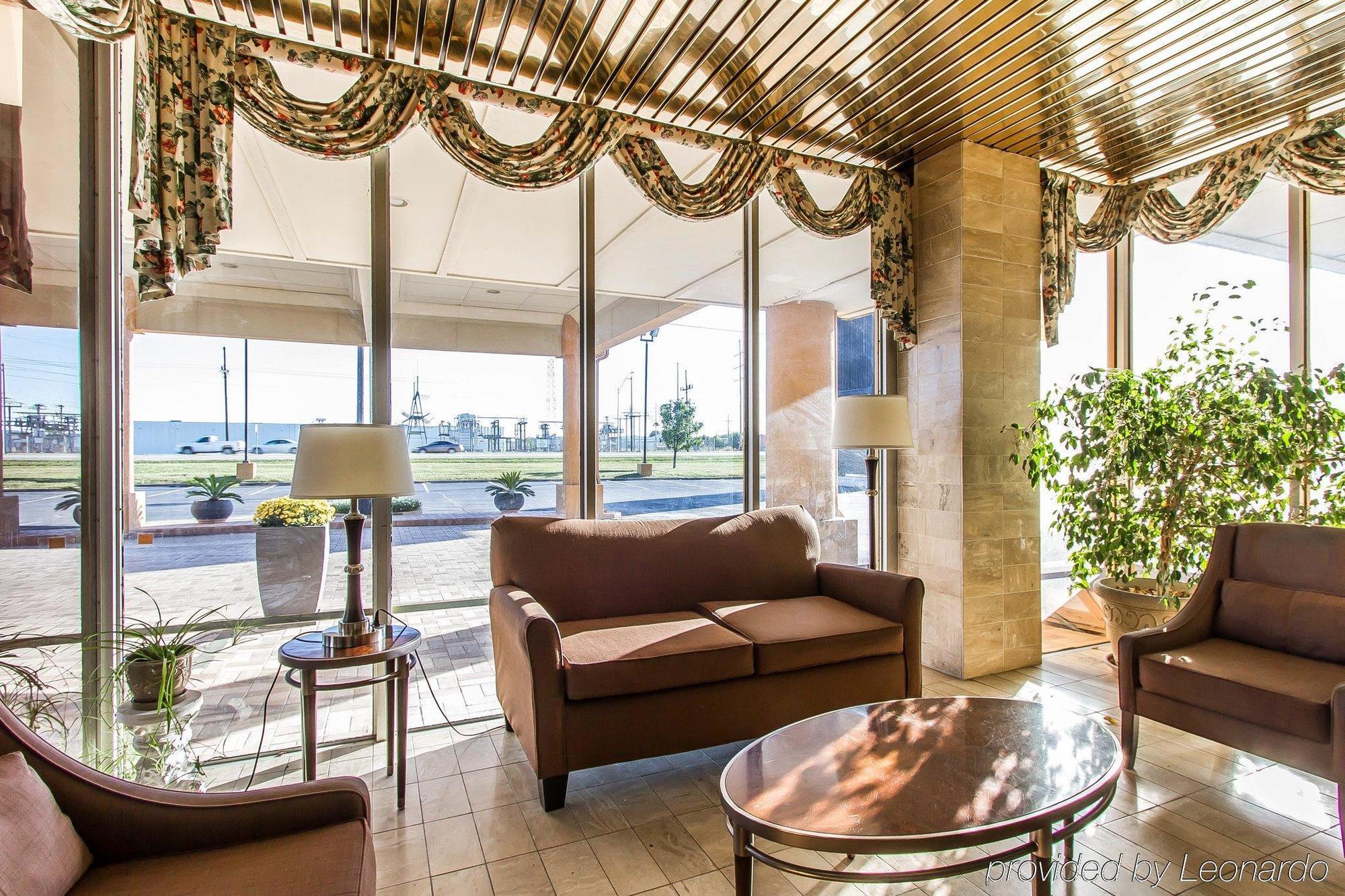 Quality Inn Ada Near University Εξωτερικό φωτογραφία